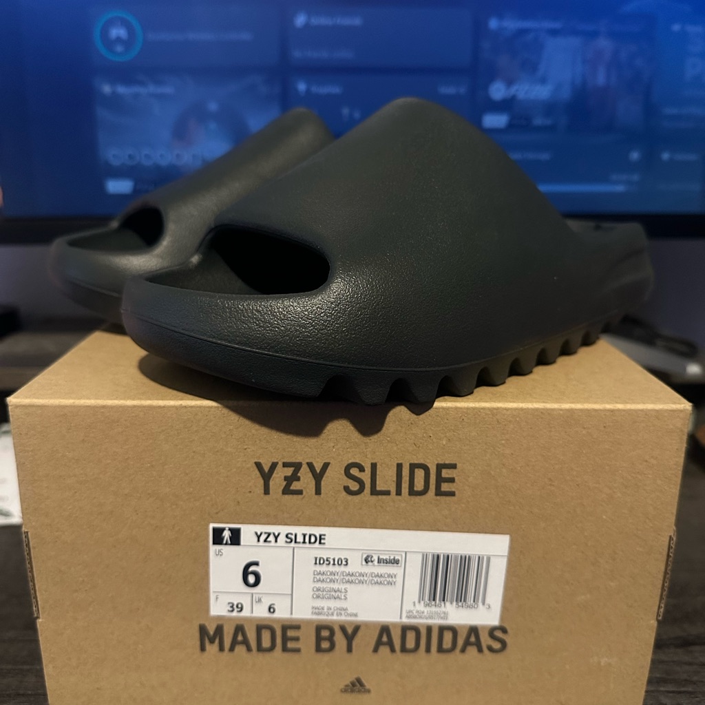 Adidas Yzy Slide Sandals  Dark Onyx